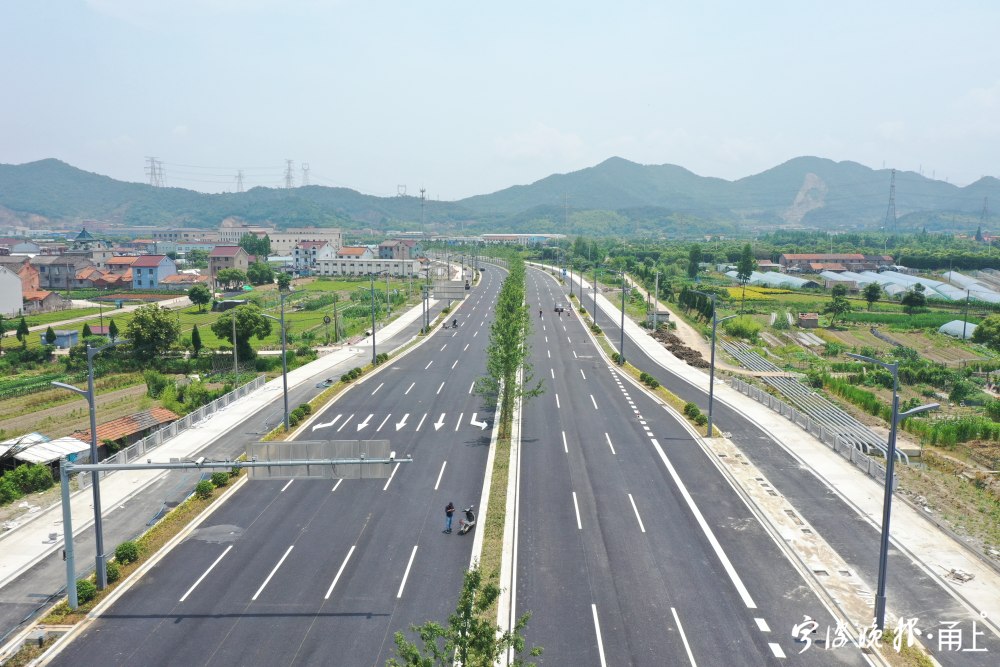 बेलून हुआंगशान रोड पश्चिम विस्तार (Xiaojiajiang Road - Fuchunjiang Road) अधिकृतपणे वाहतुकीसाठी खुला